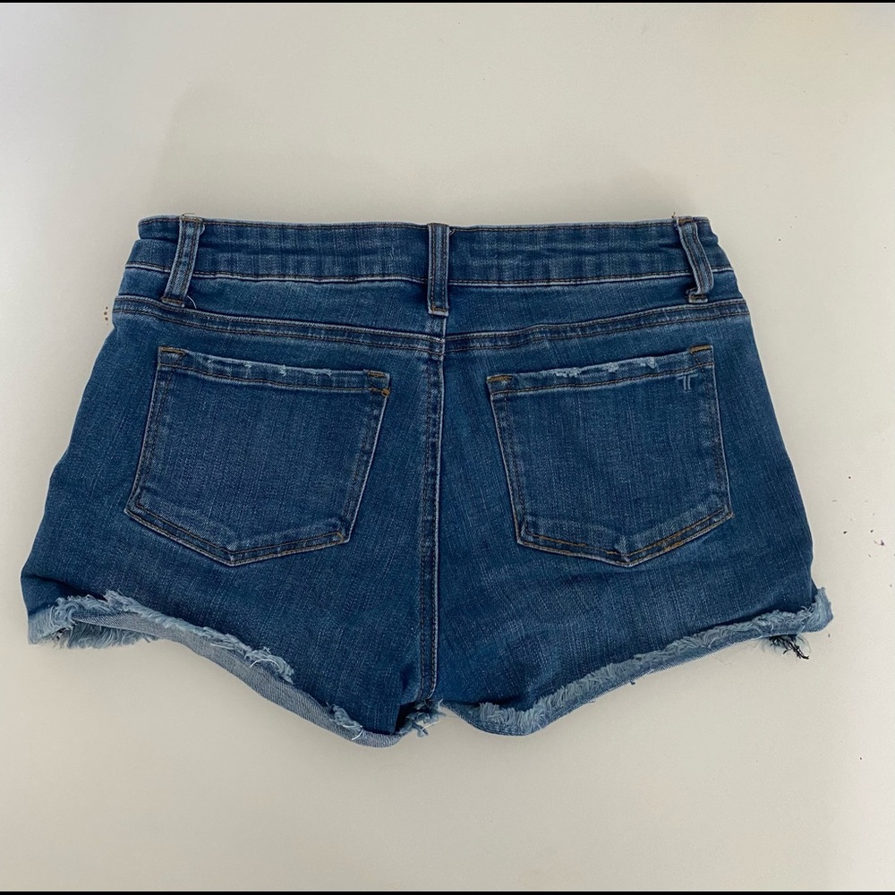 Slightly Dipped Denim Shorts